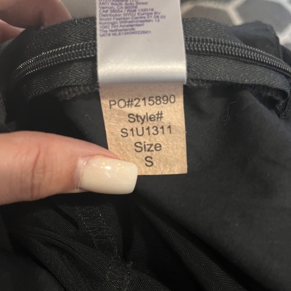 NYDJ Dark Black Women's Fitted Tunic Top 3/4 Sleeve sz Small - Picture 10 of 10